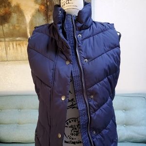 Gap puffer vest